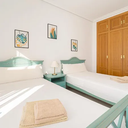 Muchavista 3 Bed 2 Bath Апартаменты *