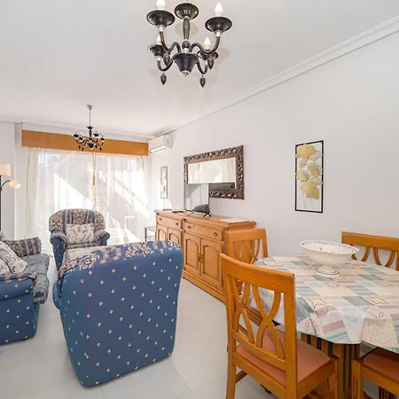 Muchavista 3 Bed 2 Bath *