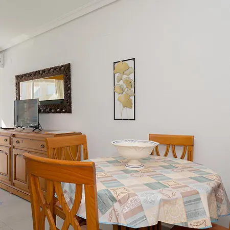 Apartment Muchavista 3 Bed 2 Bath *
